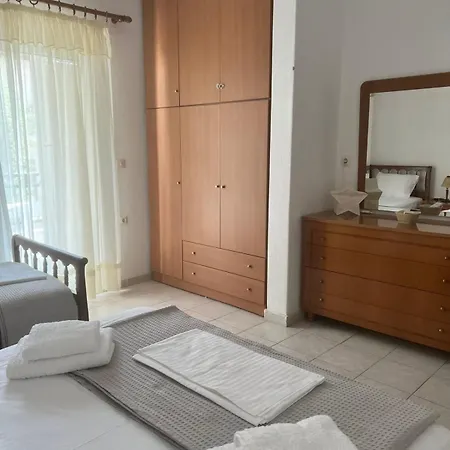 Διαμέρισμα Myrtinis House *
